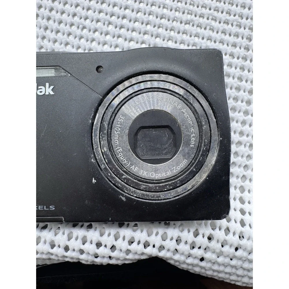 Kodak EasyShare M1033 10MP Digital Camera Black Untested For Parts Repair